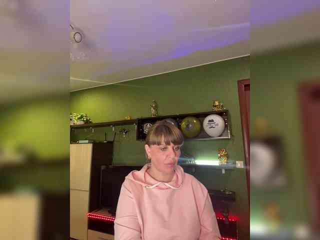 Veronika_Gold webcam