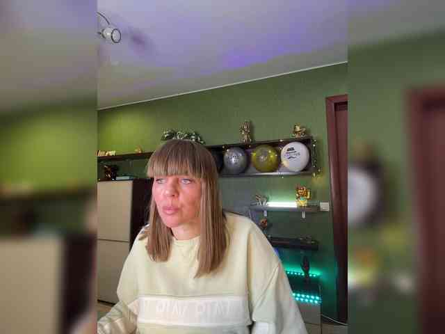 Veronika_Gold webcam