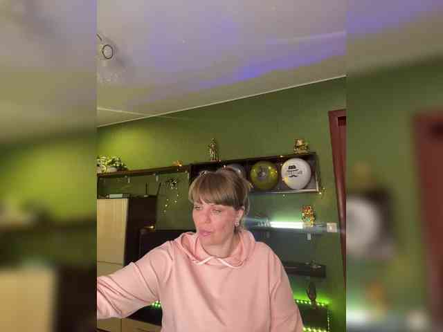 Veronika_Gold webcam