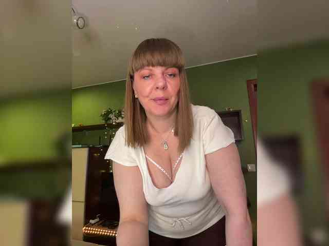 Veronika_Gold webcam