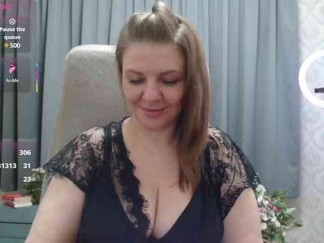 Veronika_Gold webcam