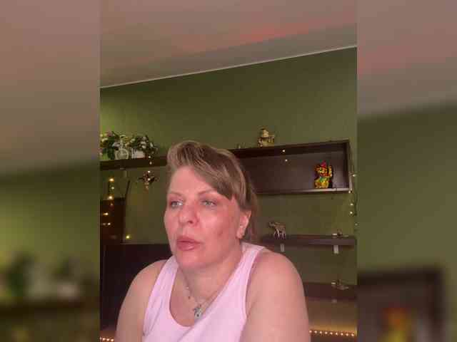 Veronika_Gold webcam