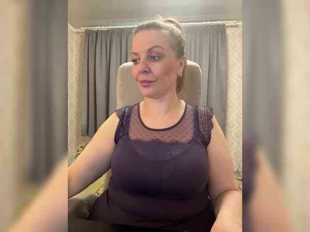 Veronika_Gold webcam
