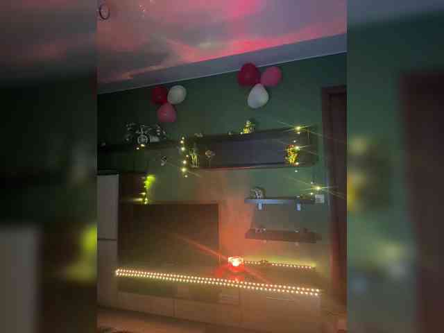 Veronika_Gold webcam