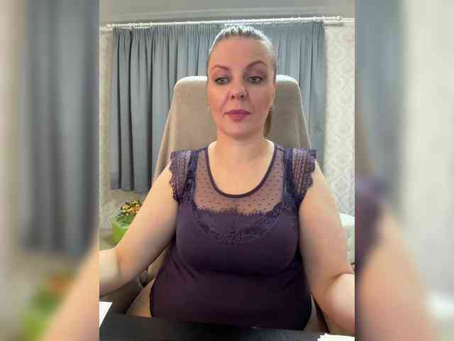 Veronika_Gold webcam