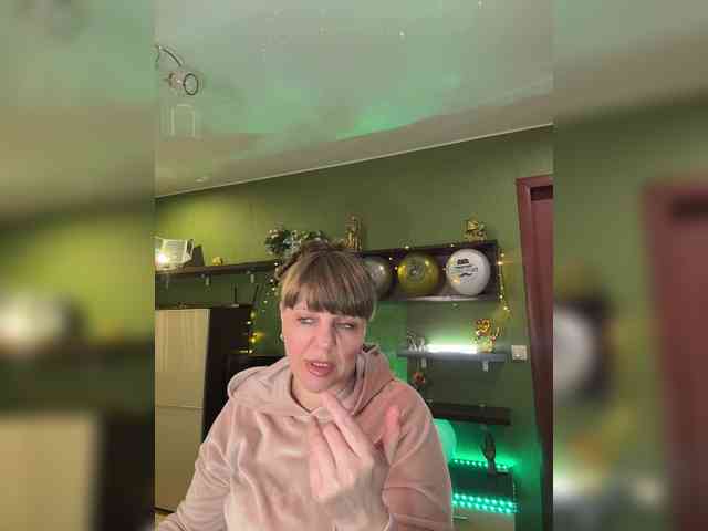 Veronika_Gold webcam