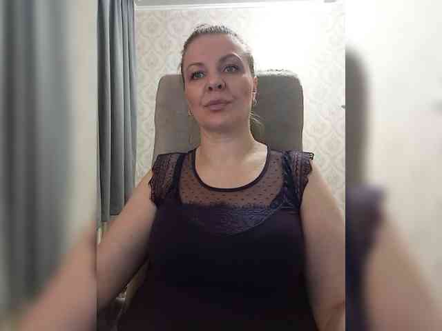 Veronika_Gold webcam