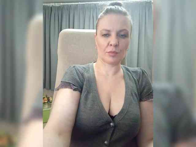 Veronika_Gold webcam