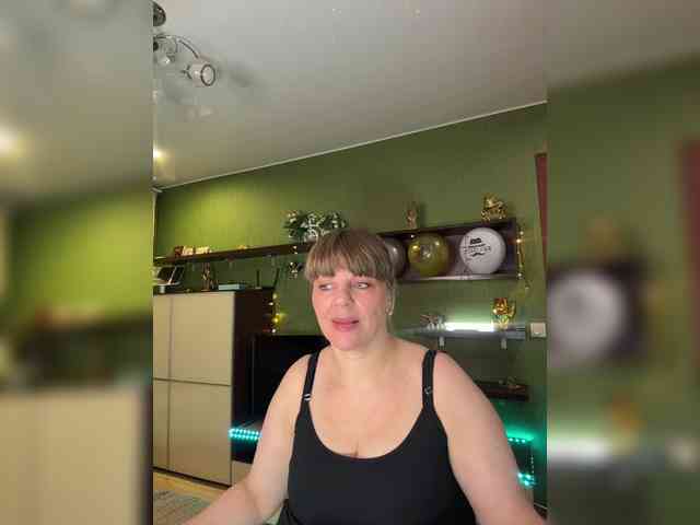 Veronika_Gold webcam