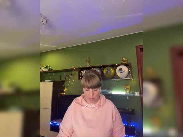 Veronika_Gold webcam