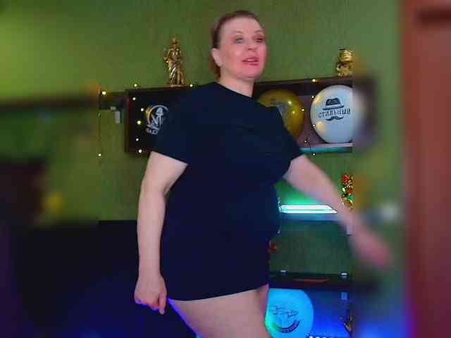 Veronika_Gold webcam