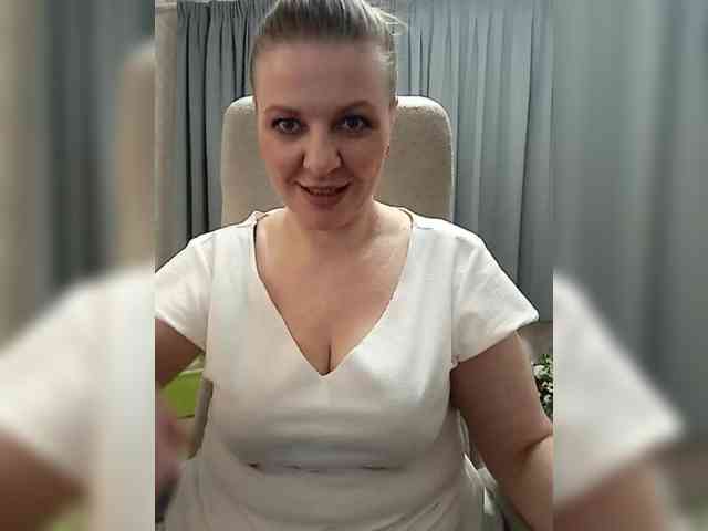 Veronika_Gold webcam