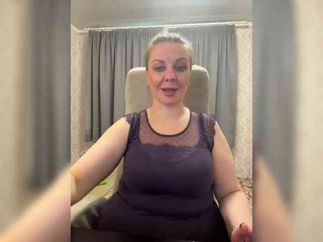 Veronika_Gold webcam