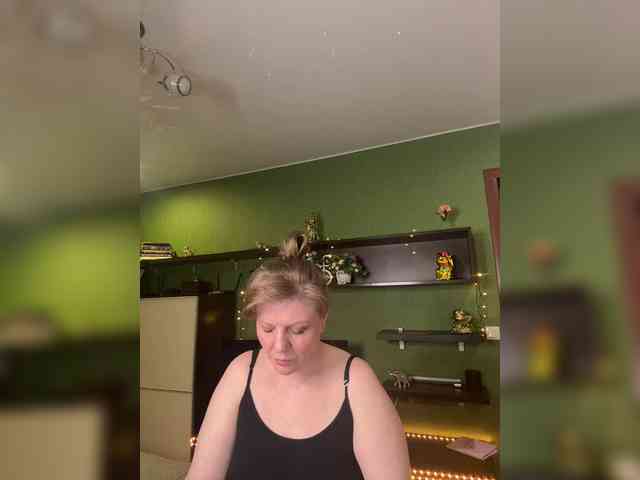 Veronika_Gold webcam