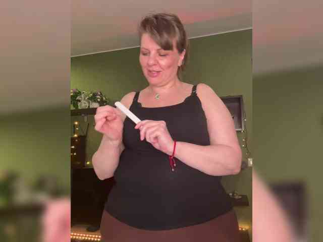 Veronika_Gold webcam