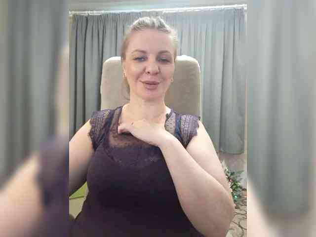 Veronika_Gold webcam