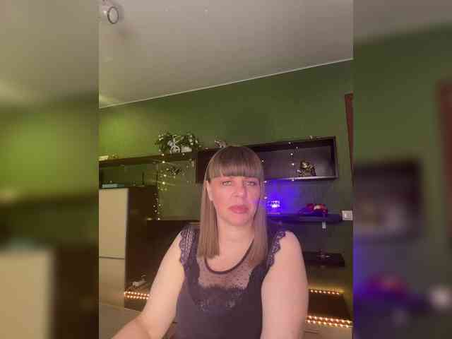 Veronika_Gold webcam