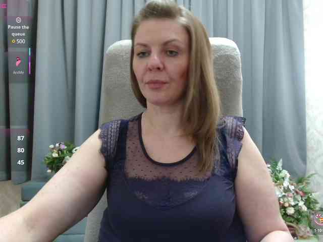 Veronika_Gold webcam