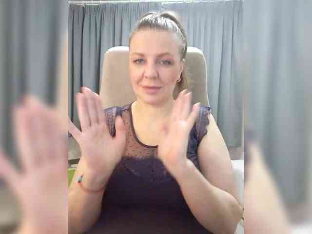 Veronika_Gold webcam