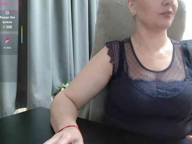 Veronika_Gold webcam