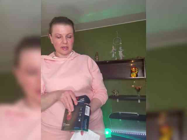 Veronika_Gold webcam