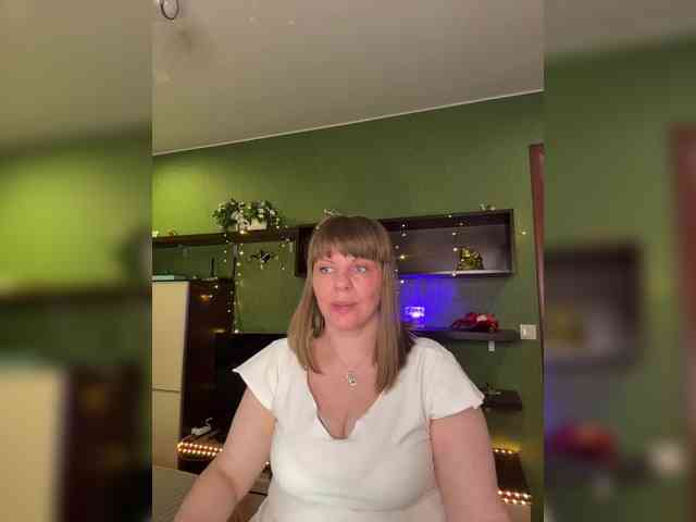 Veronika_Gold webcam