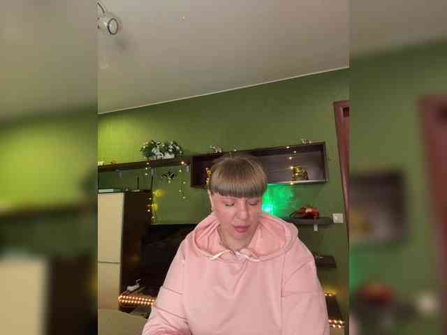 Veronika_Gold webcam