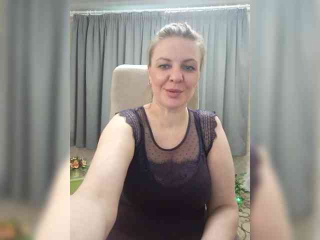 Veronika_Gold webcam