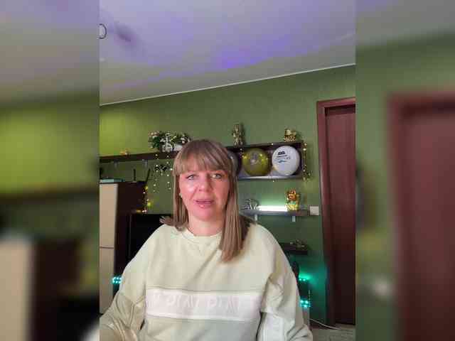 Veronika_Gold webcam