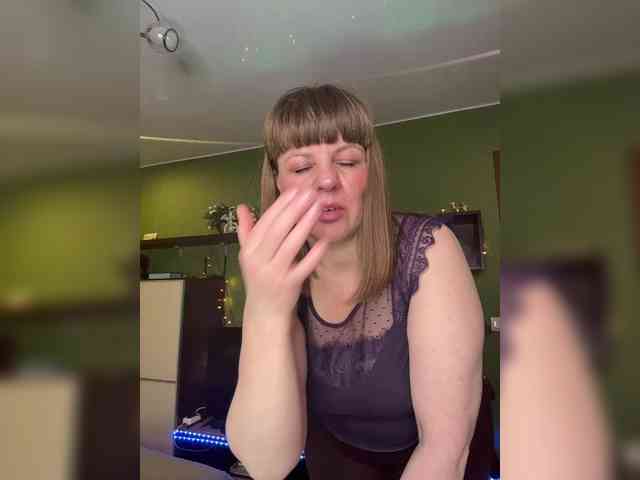 Veronika_Gold webcam