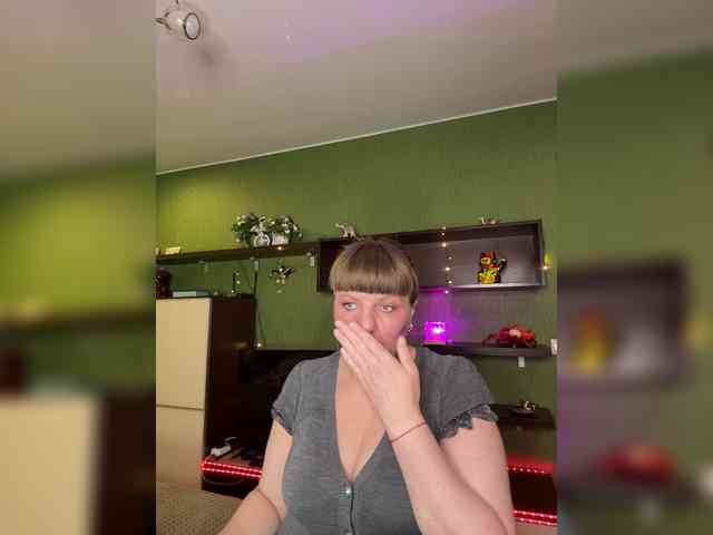 Veronika_Gold webcam