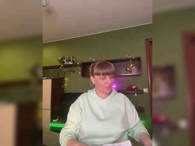 Veronika_Gold webcam