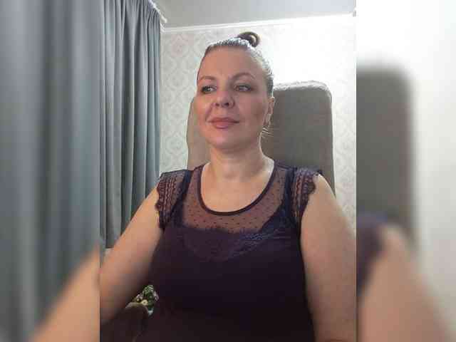 Veronika_Gold webcam