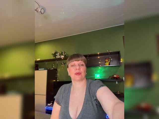 Veronika_Gold webcam