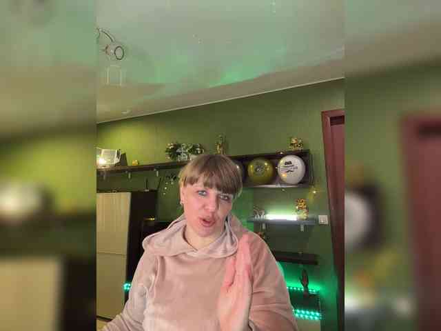 Veronika_Gold webcam