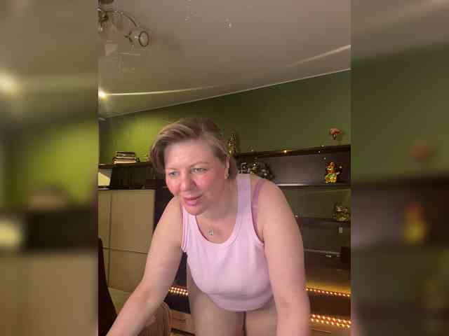 Veronika_Gold webcam