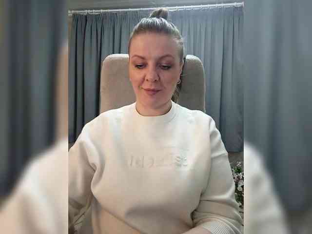 Veronika_Gold webcam