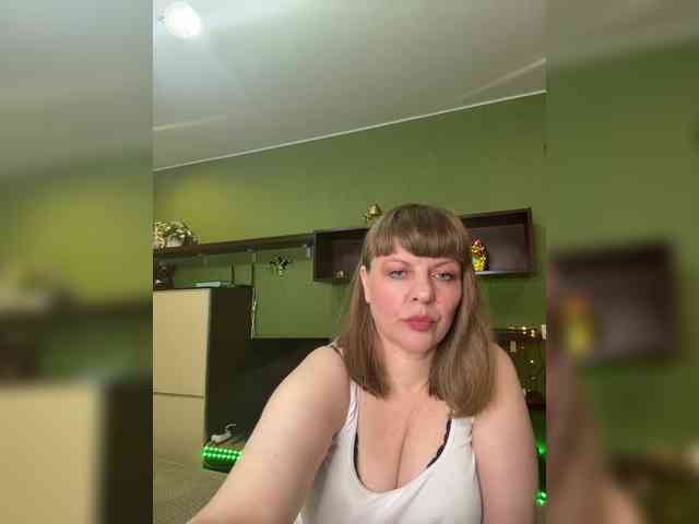 Veronika_Gold webcam