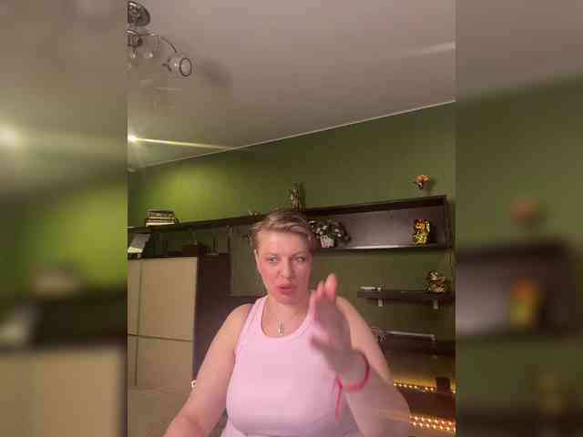 Veronika_Gold webcam