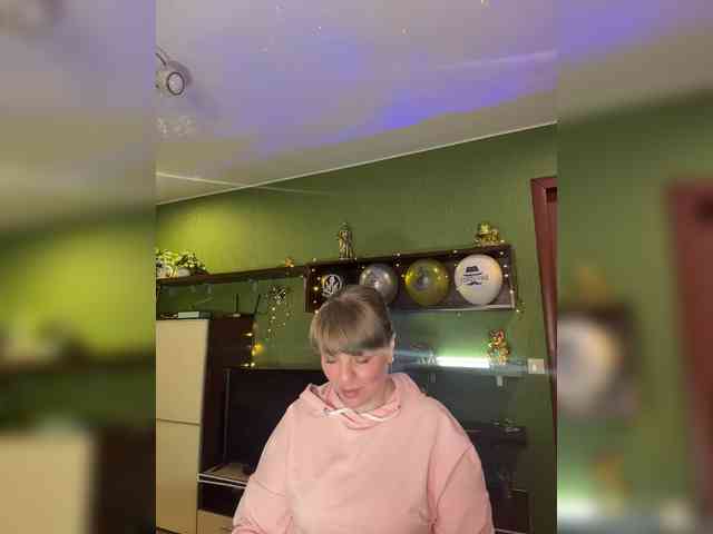 Veronika_Gold webcam