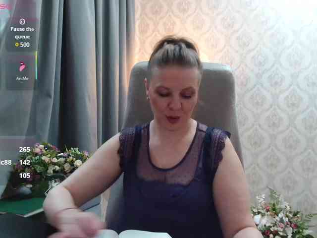 Veronika_Gold webcam