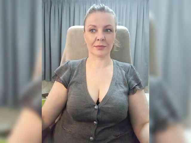 Veronika_Gold webcam
