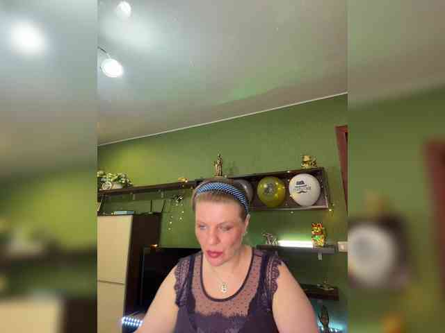 Veronika_Gold webcam