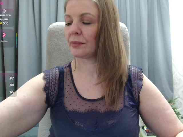 Veronika_Gold webcam
