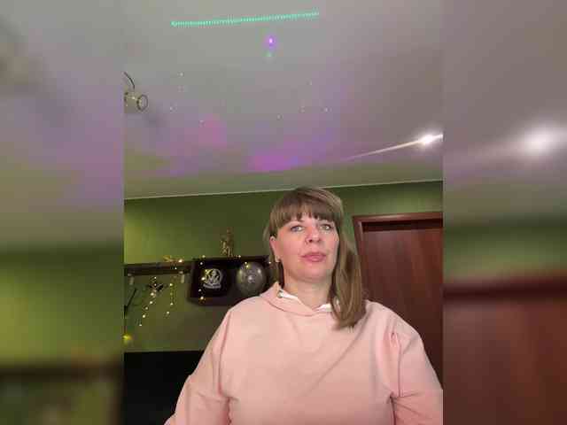 Veronika_Gold webcam