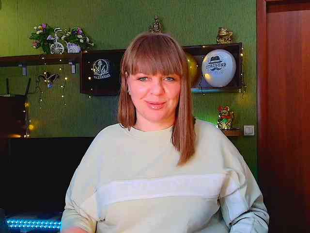 Veronika_Gold webcam