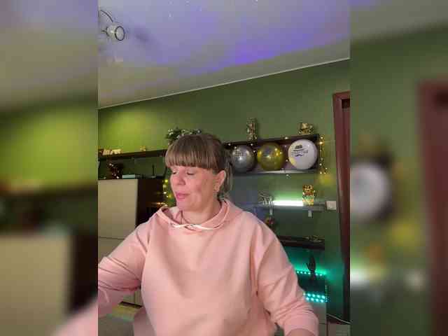 Veronika_Gold webcam