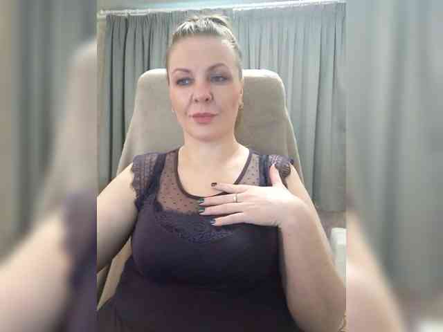 Veronika_Gold webcam