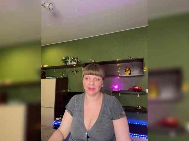 Veronika_Gold webcam