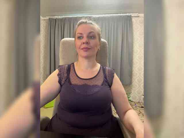 Veronika_Gold webcam